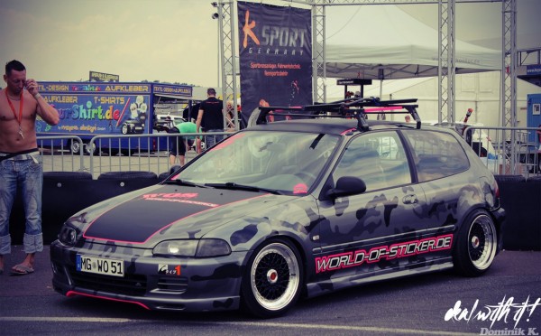 256907_329737160452551_658406138_o