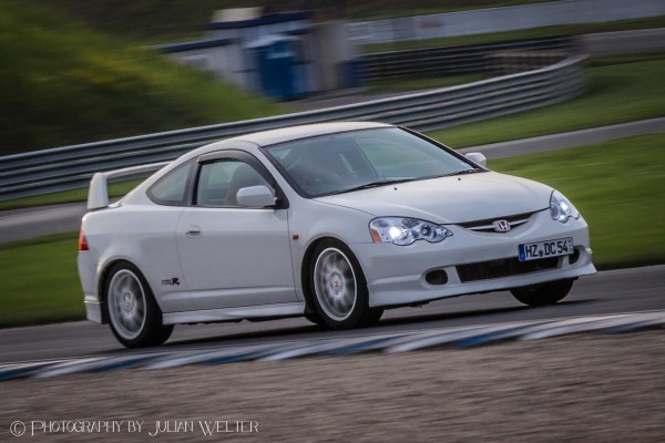 414234_509834565698029_1557931166_o